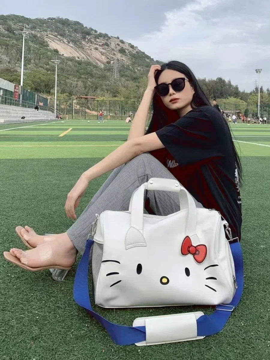 Hello Kitty Large Capacity Foldable Duffel Sport Travel Luggage Bag