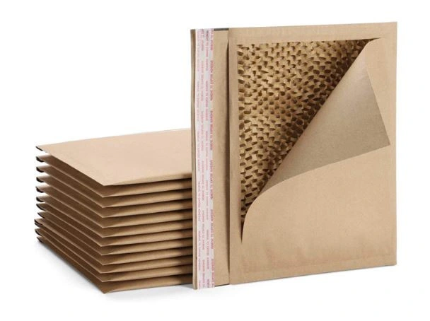 Recycled Red Kraft Paper Honeycomb Padding Express Packaging Envelopes