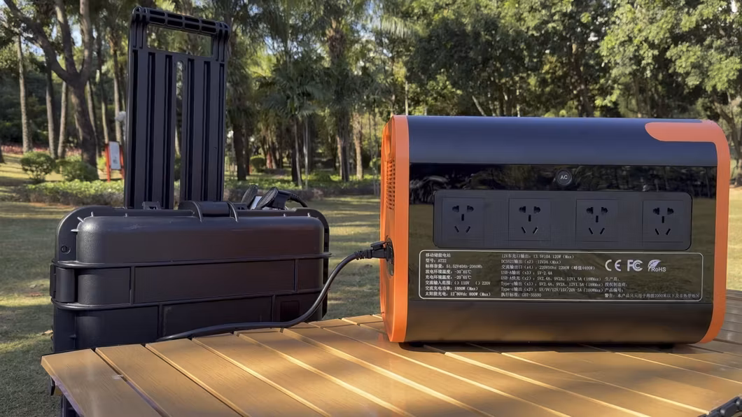 Wholesale OEM ODM 2200W Solar Generator Portable Energy Storage Power Super Fast Charging Station