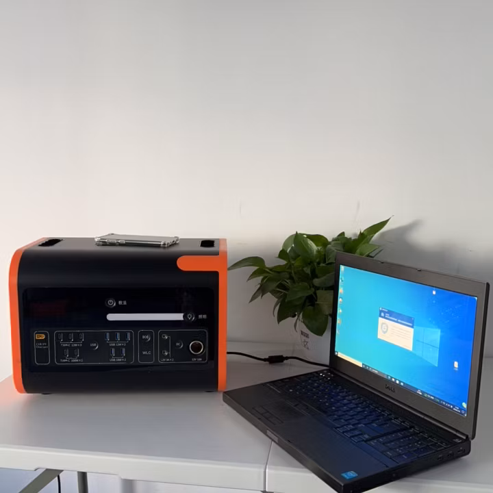 High Quality Portable Power Supply 2000W UPS Mobile Power Station Solar Panel