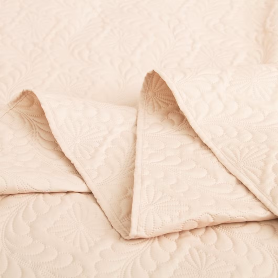 Wholesale 100% Polyester Ful/Queen/King Size Custom Design Solid Color Pinsonic Quilted Bed Spread Ultrasonic Quilt Pink Bedspread Microfiber Bed Coverlet