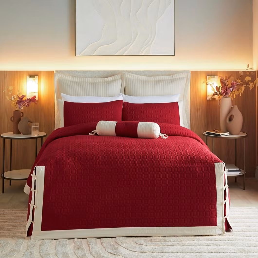 Factory Wholesale Home Textile Bed Sheet Duvet Cover Polyester Brushed Microfiber Plaid Quilt Bedding Set Queen/King Quilted Bedspread with Curtain Neckpillow