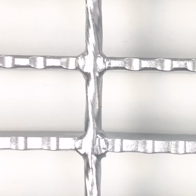 Welded 30X100 Mesh Size Grated Floor Construction Galvanized Steel Grating Clamps Square Twisted Cross Bar Walkway Trench Cover