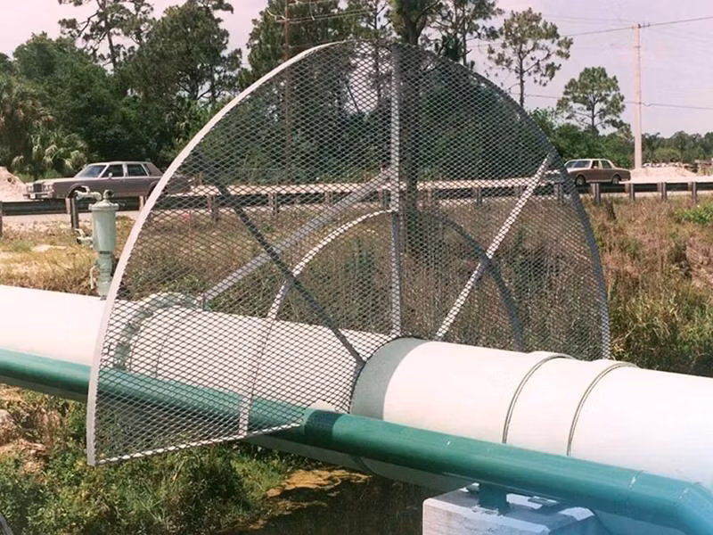 Metal Building Materials Stainless Steel Galvanized Fence Grating Staircase Wire Mesh Expanded Metal Mesh Sheet