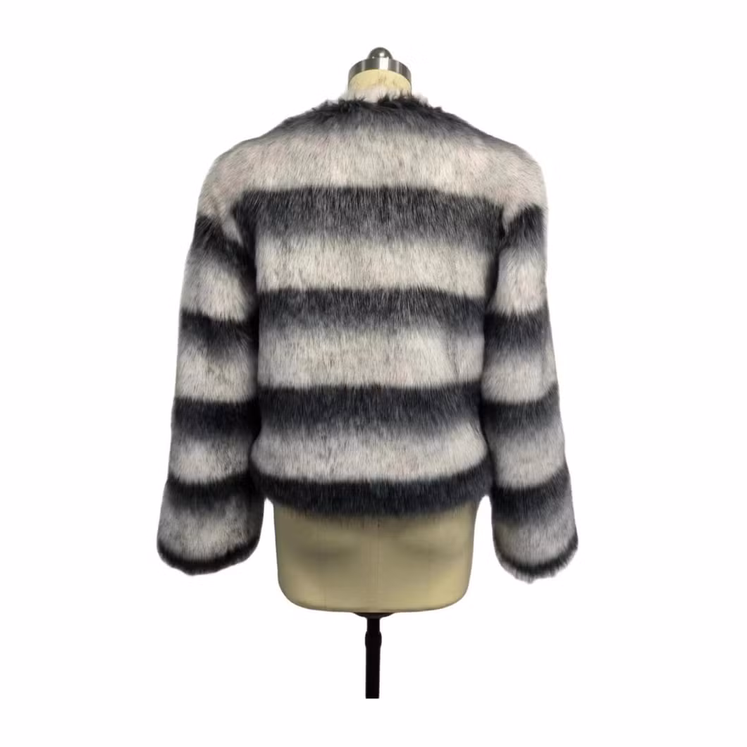 Women Leather Fur Jacket Faux Fur Coat Fashion Clothing Jacket in Winter