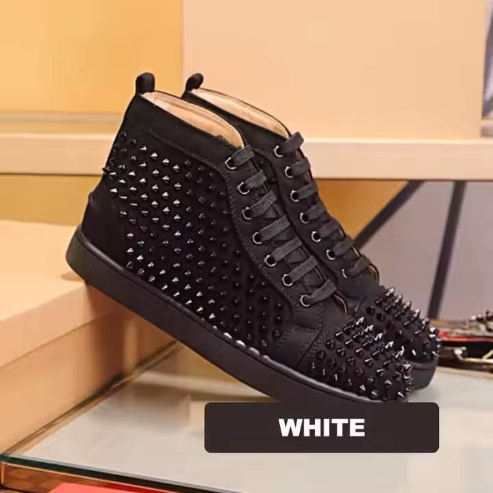 Night Club Casual Rhinestones Designer Casual Dress Shoe Leather Women Party Sneakers Rivets Flat Red Bottom Shoes for Men