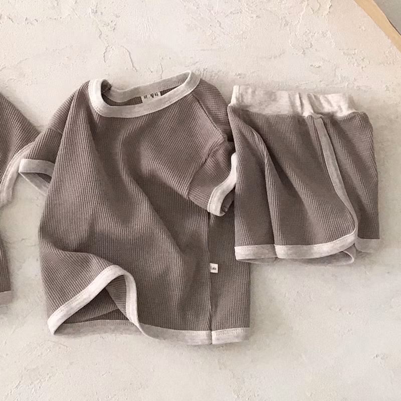 Cotton Children′s Suit Apparel T Shirt Suit Children′s Suit Wear with Customized Logo