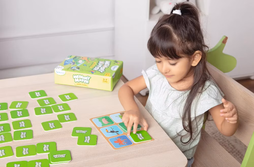 2024 Custom Factory Children Toy Cartoon Anime Card Games Cards Entertainment Board Game for Family Party Playing Card
