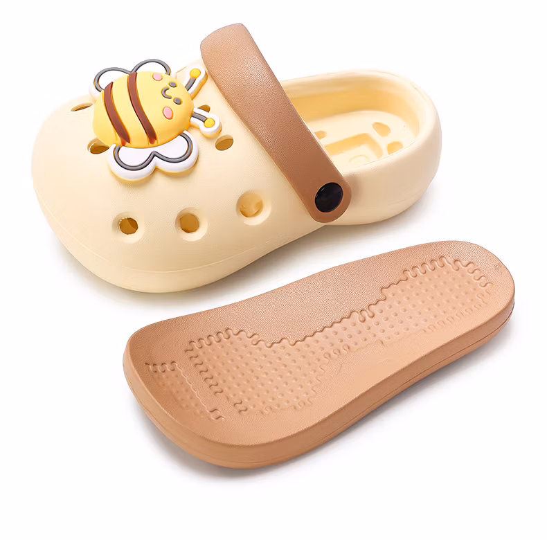 Kids Summer 2024 New Thick Soled EVA Sandals Girls Slippers Soft Soled Boys Beach Shoes
