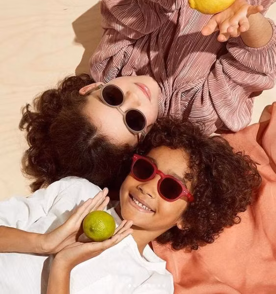 Factory Customized Logo Wholesale Best Sale PC with AC Lens Fashion Kids Sunglasses