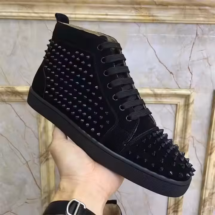 Night Club Casual Rhinestones Designer Casual Dress Shoe Leather Women Party Sneakers Rivets Flat Red Bottom Shoes for Men