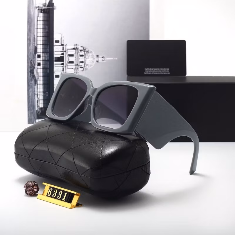 New Popular Luxury High End Women′s Sunglasses Men′s Glasses Factory Direct Wholesale Price Designer Sunglasses