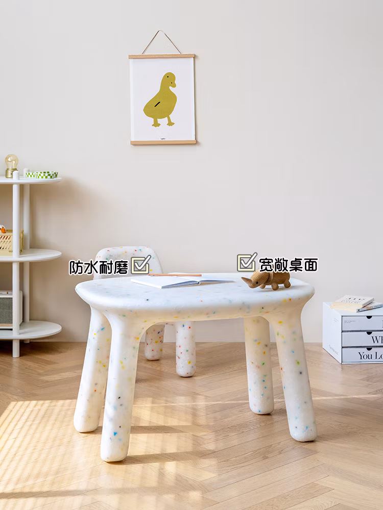 Comnenir Wholesale Colorful Rotational Moulding Light for Plastic Kid′s Chair