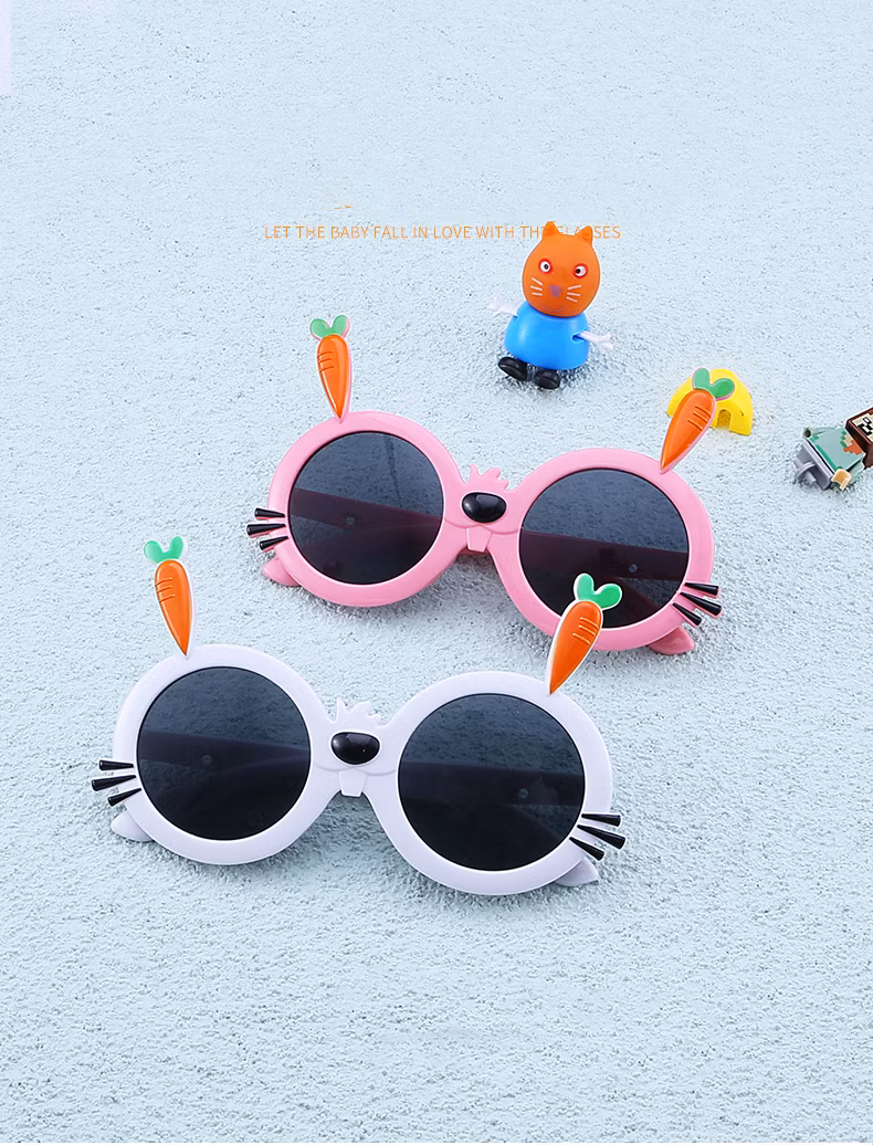 New Children′s Sunglasses Fashion Cartoon Rabbit Radish Style Sunglasses Outdoor UV Protection Sunshade Glasses