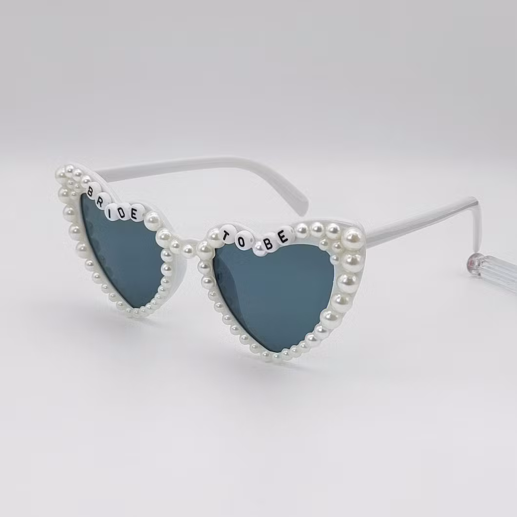 Classic Diamond-Encrusted Heart-Shaped Sunglasses for Party Hot Selling