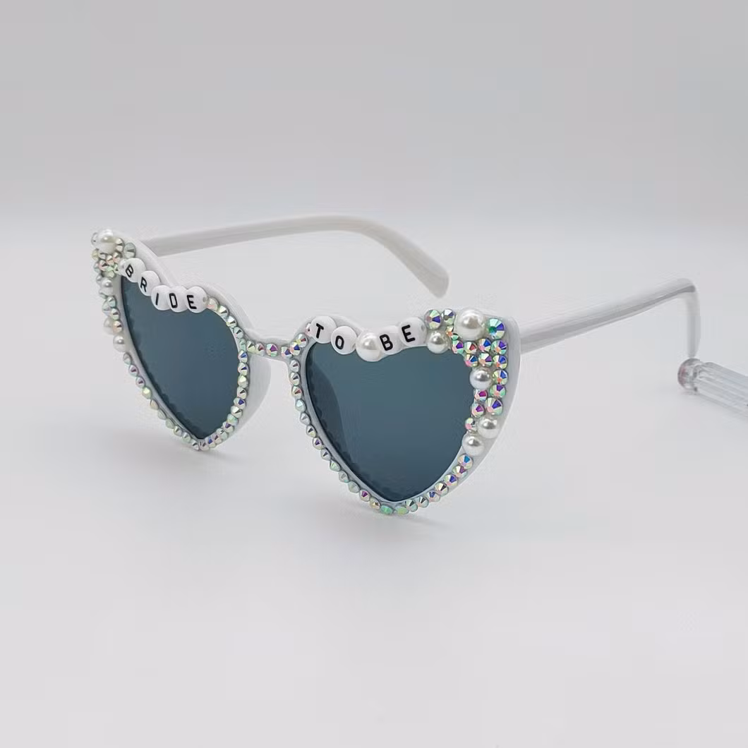 Classic Diamond-Encrusted Heart-Shaped Sunglasses for Party Hot Selling