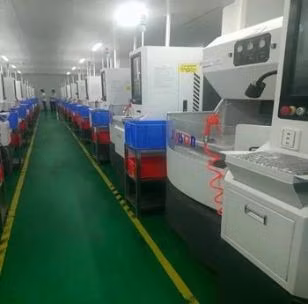 Customized Polished High Temperature Tempered Low Iron 0.5/0.7 mm Soda Lime Borosilicate Glass Sheet Furnace Viewing Sight Corning Gorilla 2320 Glass