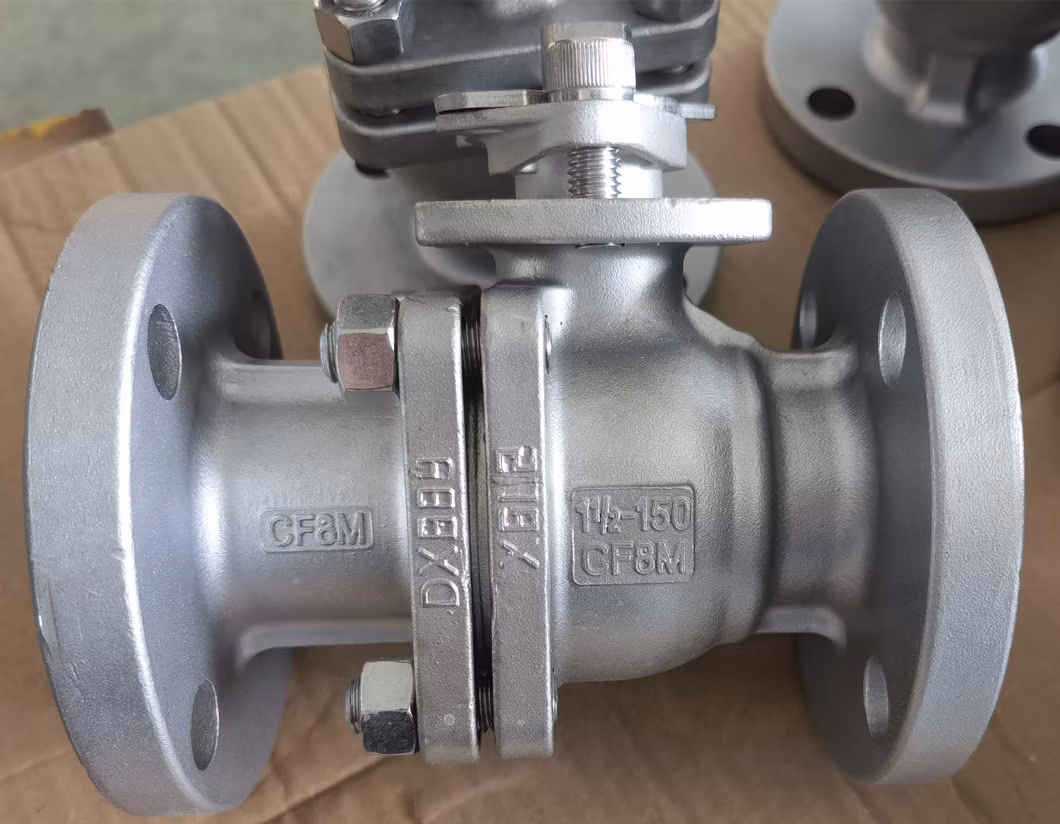 Fire Safe SS304 SS316 Two Piece 150 Lb ANSI Flange Ball Valves with Mounting Pad