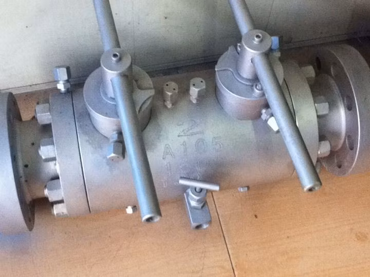Double Block & Bleed Flanged Ball Valve (DBB Ball Valve)