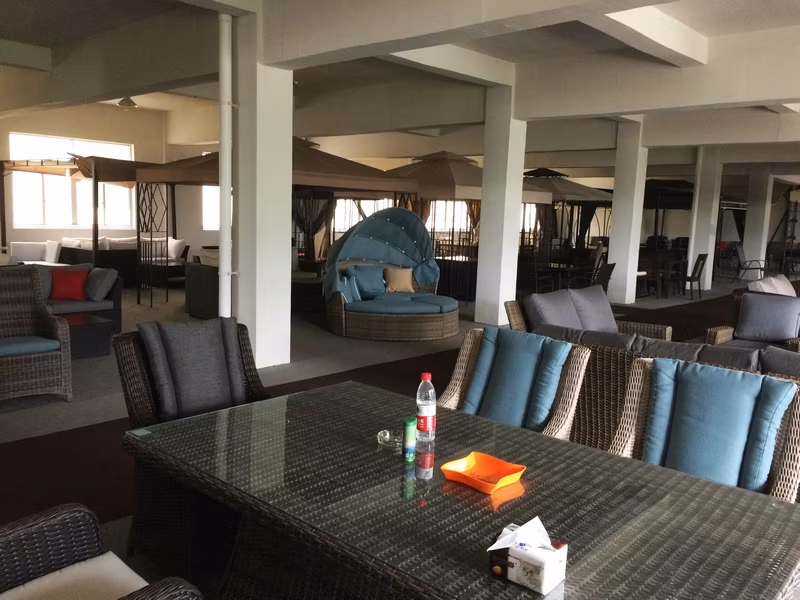 Outdoor Patio 4 Piece Steel Frame PE Rattan Sun Lounger Set