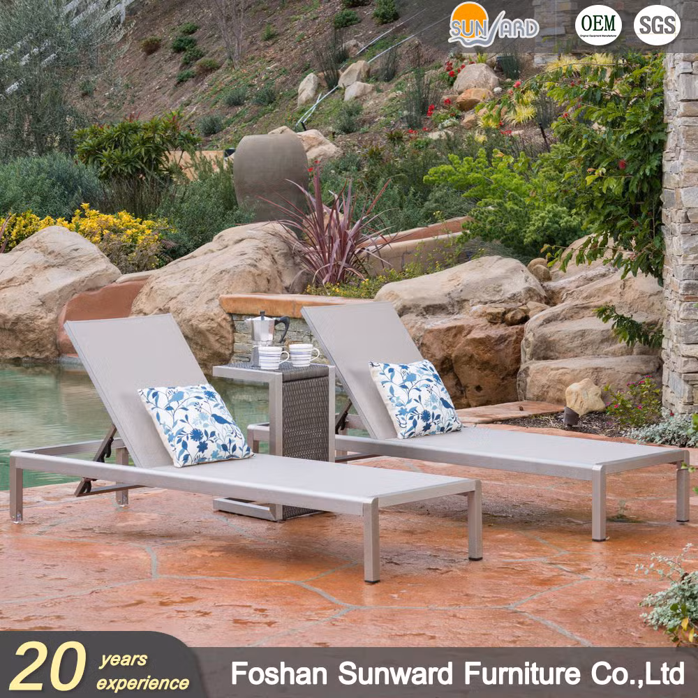 Modern Pool Lounge Furniture All-Weather Chairs Outdoor Terrace Deck Chaise Lounge Chair with Cushions