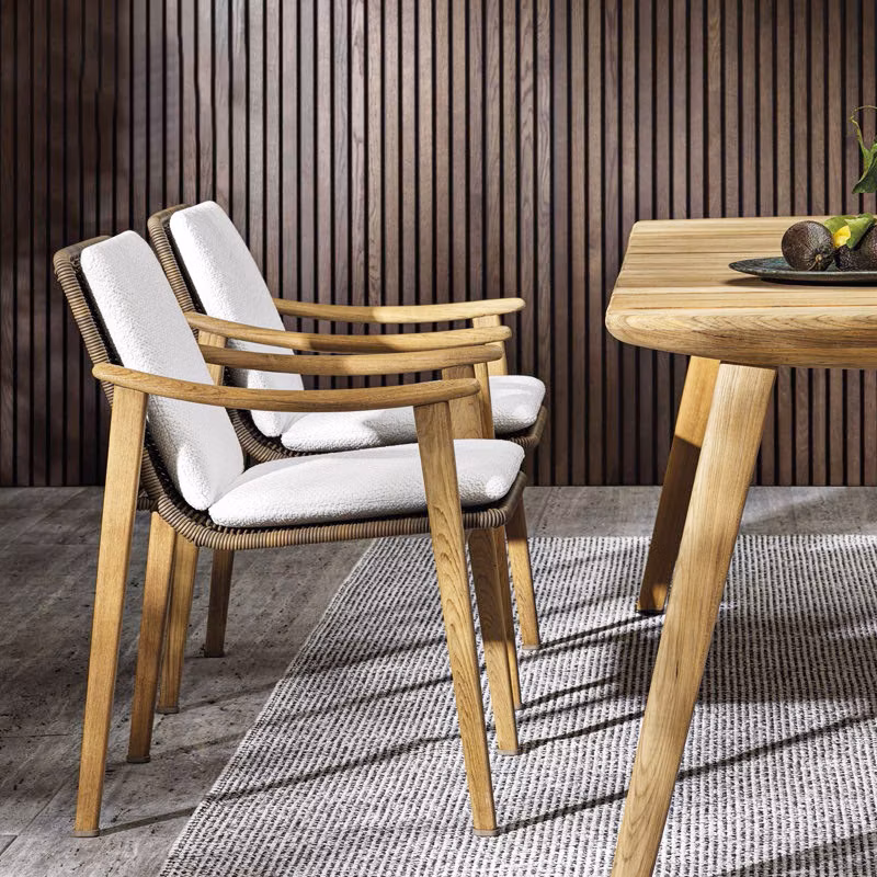 Outdoor Durable Wooden Dining Set Garden PE Woven Rattan Backrest Chair