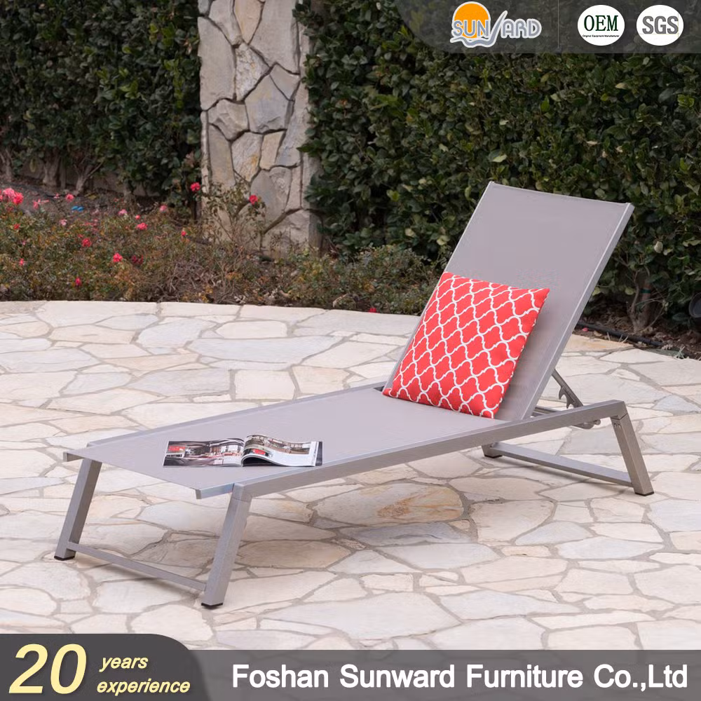 Modern Pool Lounge Furniture All-Weather Chairs Outdoor Terrace Deck Chaise Lounge Chair with Cushions