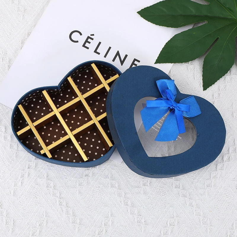 Custom Luxury Valentine′s Day Gifts Packaging Heart-Shaped Handmade Chocolate Box