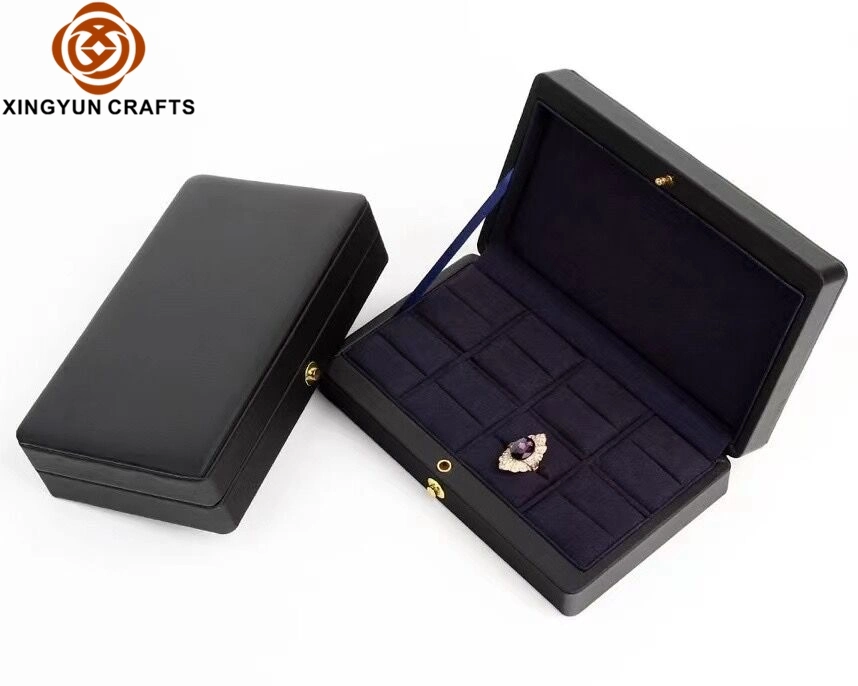2022 New Personalized Wooden Jewelry Packaging Box Black Leather Bracelet Watch Display Box