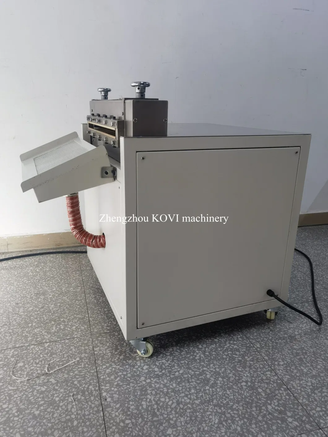 Raffia Crinkle Cutter Corrugated Filled Paper Shredder Box Cardboard Cuttting Shredded Crinkle Wrapping Filling Paper Machine