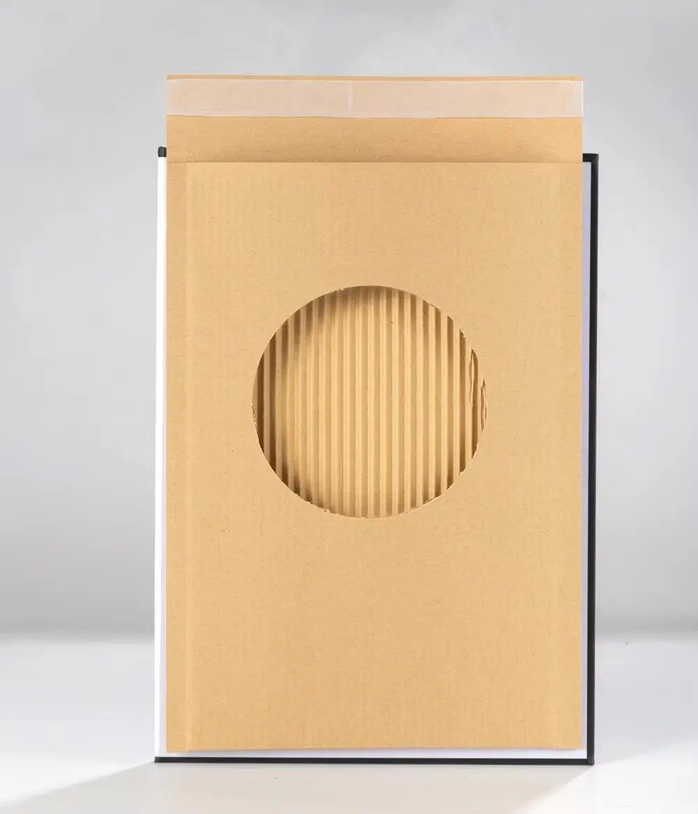 100% Biodegradable Kraft Cardboard Paper Bags Rigid Mailer Packaging Corrugated Paper Cushion Bag Envelope Style