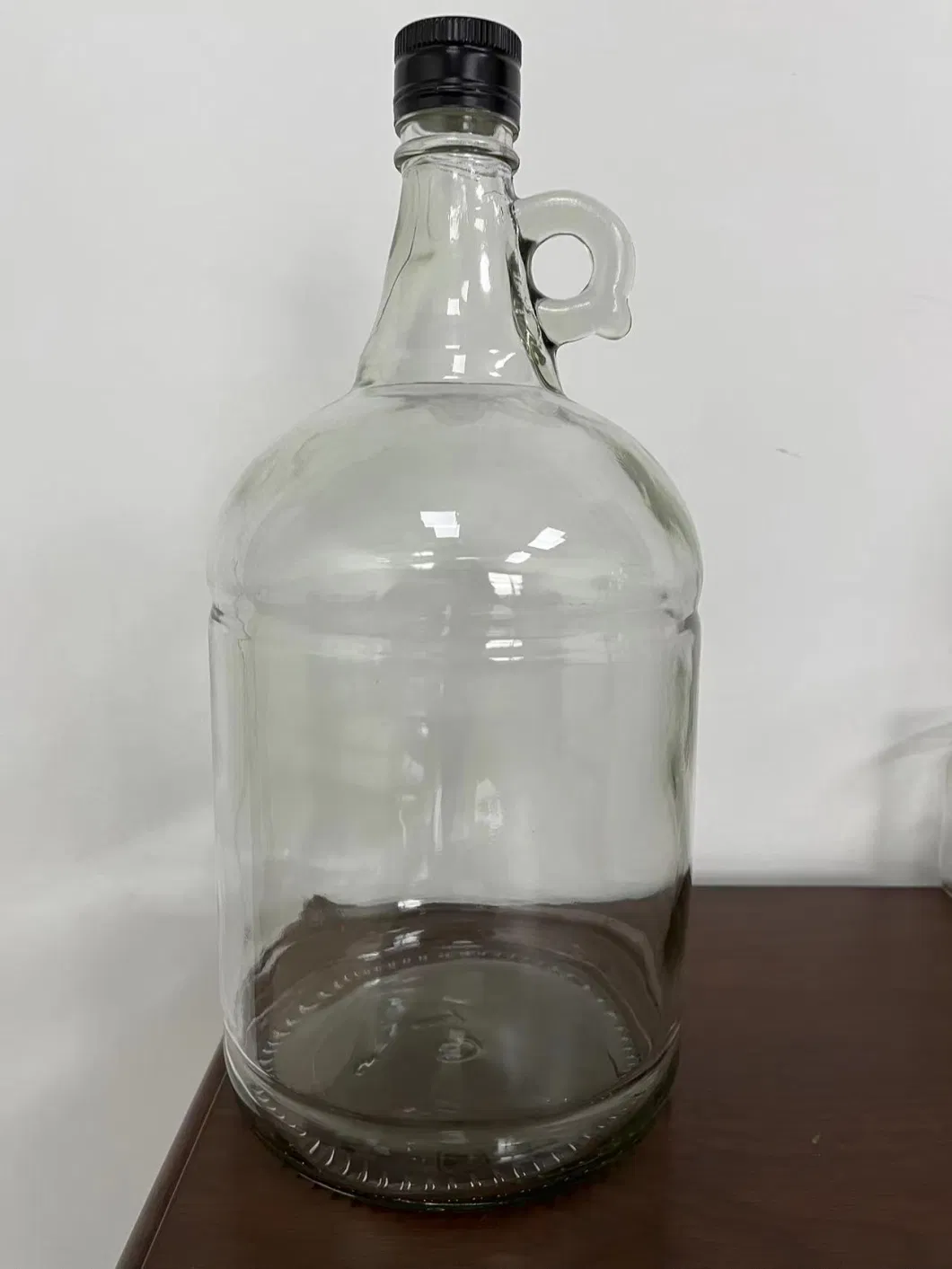 Wholesale 1/2/3 L Glass Jar California Beer Wine Bottle Large Capacity Glass Olive Oil Bottle Packaging with Handle