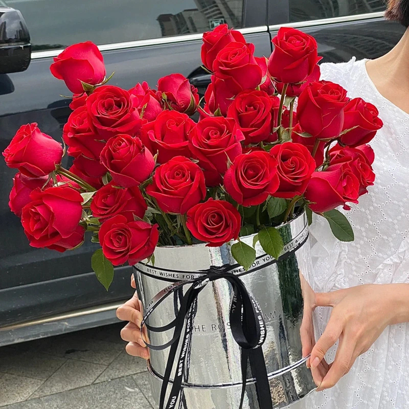 Wholesale Cylinder Packing Wedding Holiday Celebration Decorations Cardboard Rose Flower Box