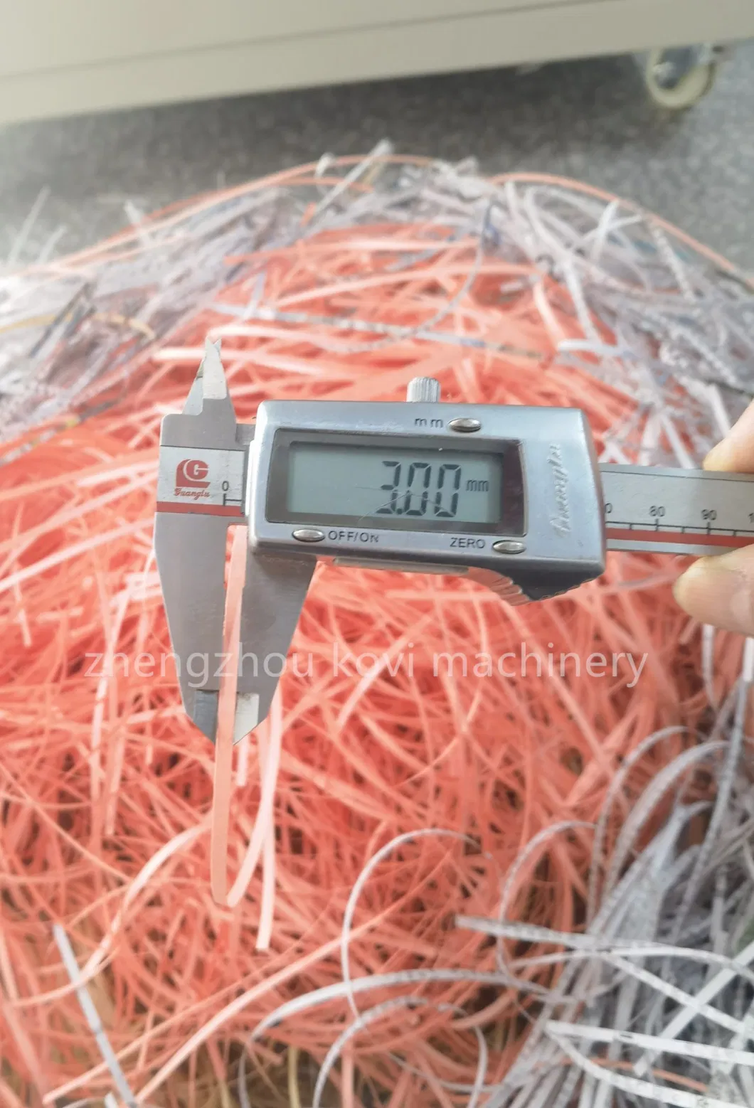 Hot Selling Crinkle Cut Paper Shredded Machine Jewelry Box Gift Raffia Cardboard Filling Paper Shredding Cut Machine