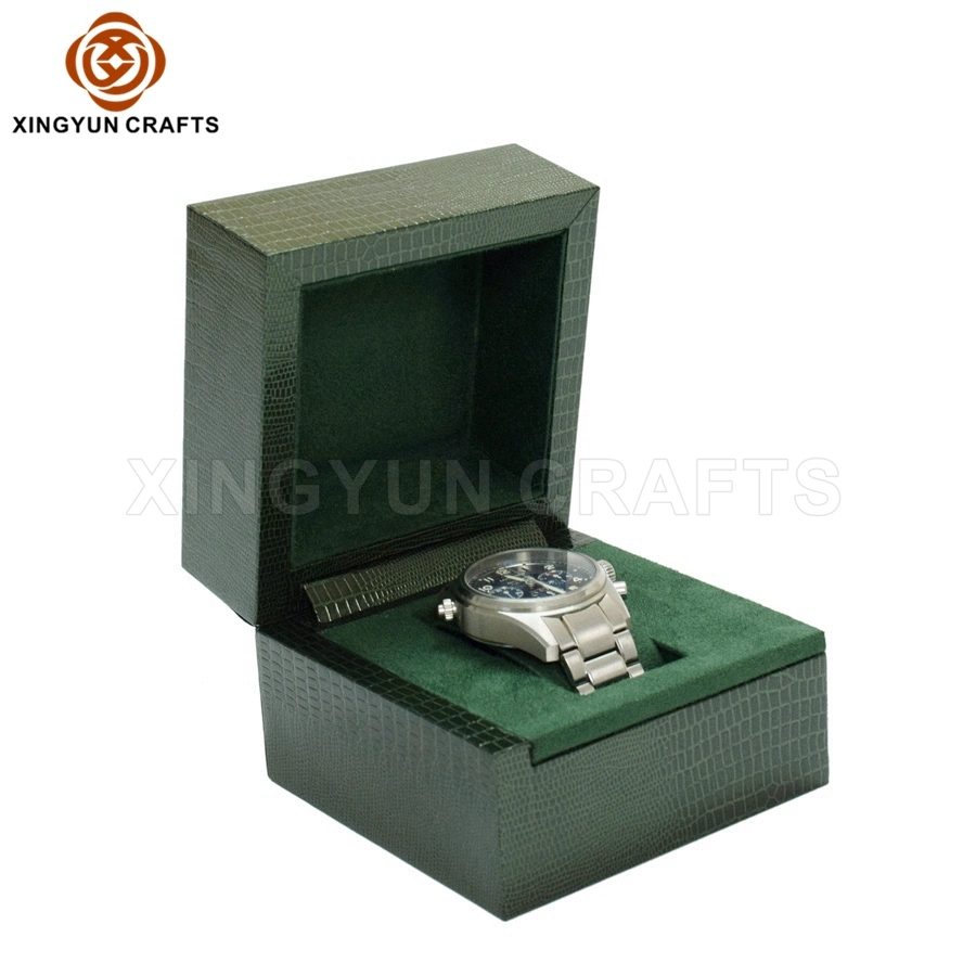 2022 New Personalized Wooden Jewelry Packaging Box Luxury Diamond Jewel Bracelet Watch Package Box Wood Gift Box