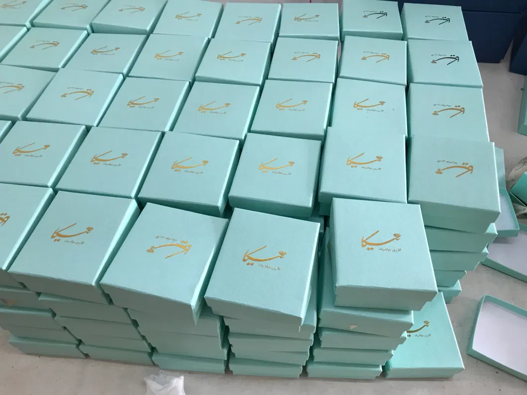 Wholesale Cheap Leather Jewelry Bangle Watch Packaging Box Small Plastic Jewel Gift Storage Box