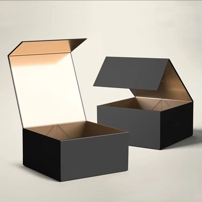 Customized Closure Foldable Magnetic Lid Clamshell Luxury Gift Cardboard Box