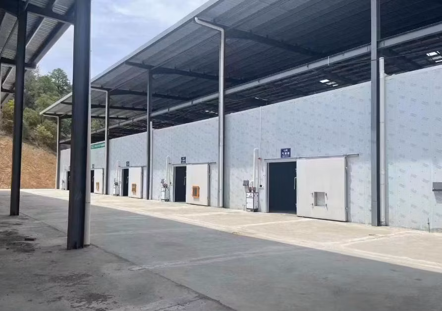 High-Capacity Cold Storage Walk-in Refrigerator for Commercial Use