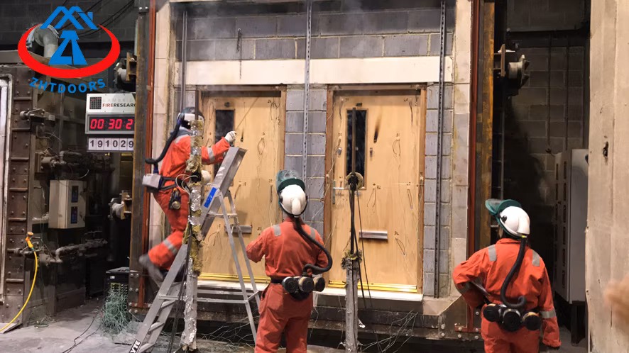 BS Certificated Zhtdoors Residence Exterior Industrial Fire Prevention Modern Wooden Fire Block Doors Wooden