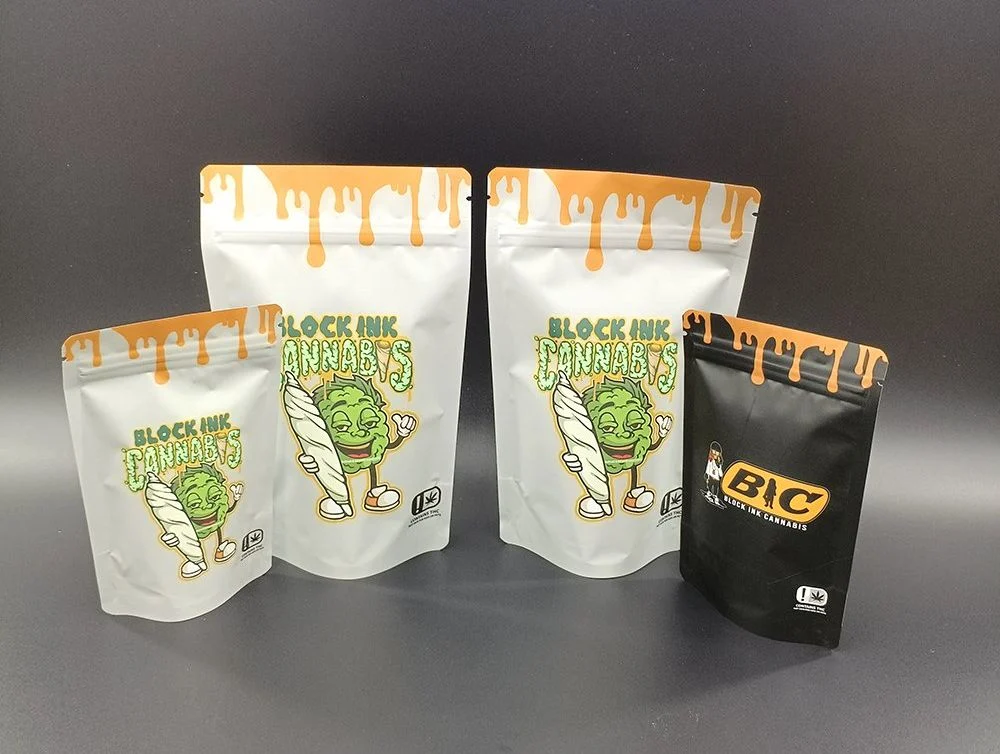 Custom 3.5g Mylar Bags Child Proof Soft Touch Stand up Pouch 7g 14G 35 Mylar Pouches