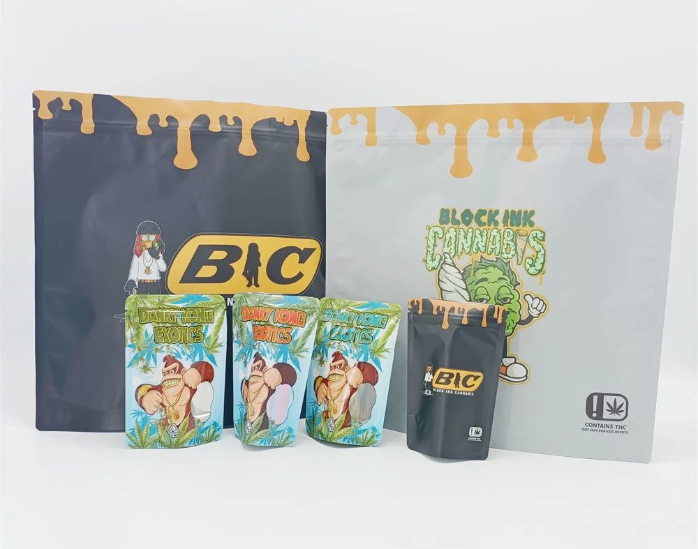 Custom 3.5g Mylar Bags Child Proof Soft Touch Stand up Pouch 7g 14G 35 Mylar Pouches
