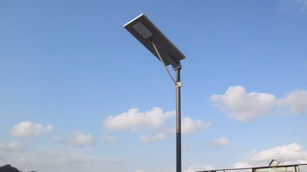 Low Price 5m20W LED Outdoor Waterproof All in One IP65 LED Road Lamp Roadway Garden Yard Smart with Motion Sensor Integrated LED Solar Light LED Street Light