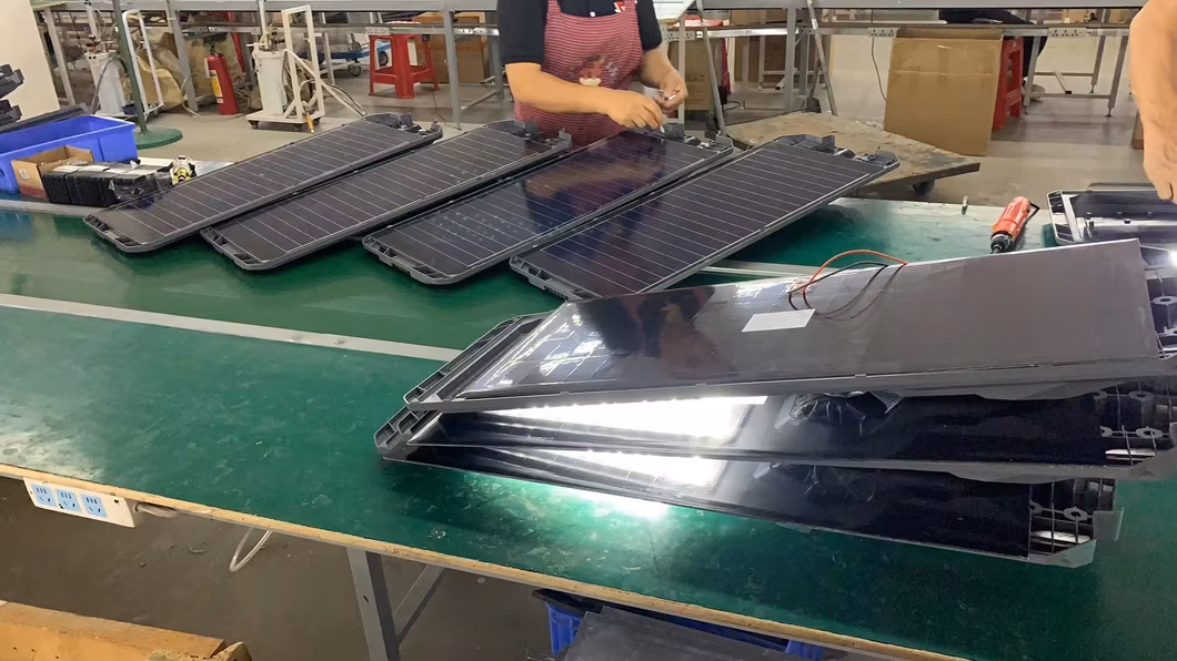 Camera Motion Sensor Aluminum LED Integrated Road Flood Wall Solar Street Lamp