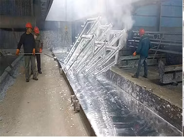 Galvanized Steel Used Street Lamp Post Cone/Tapered/Conical Post