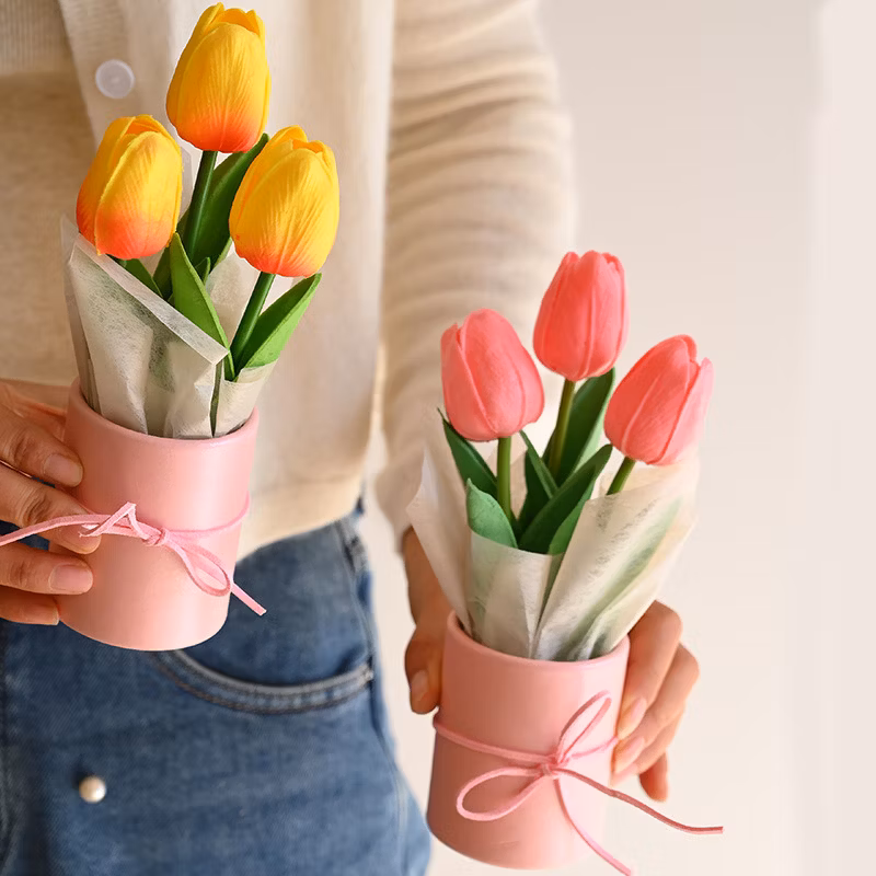 Factory Wholesale Customization Color Valentine′s Day Carnation Tulip Soap Flower PP Plastic Bag Packaging Flower Shop Yellow Preserved Ros
