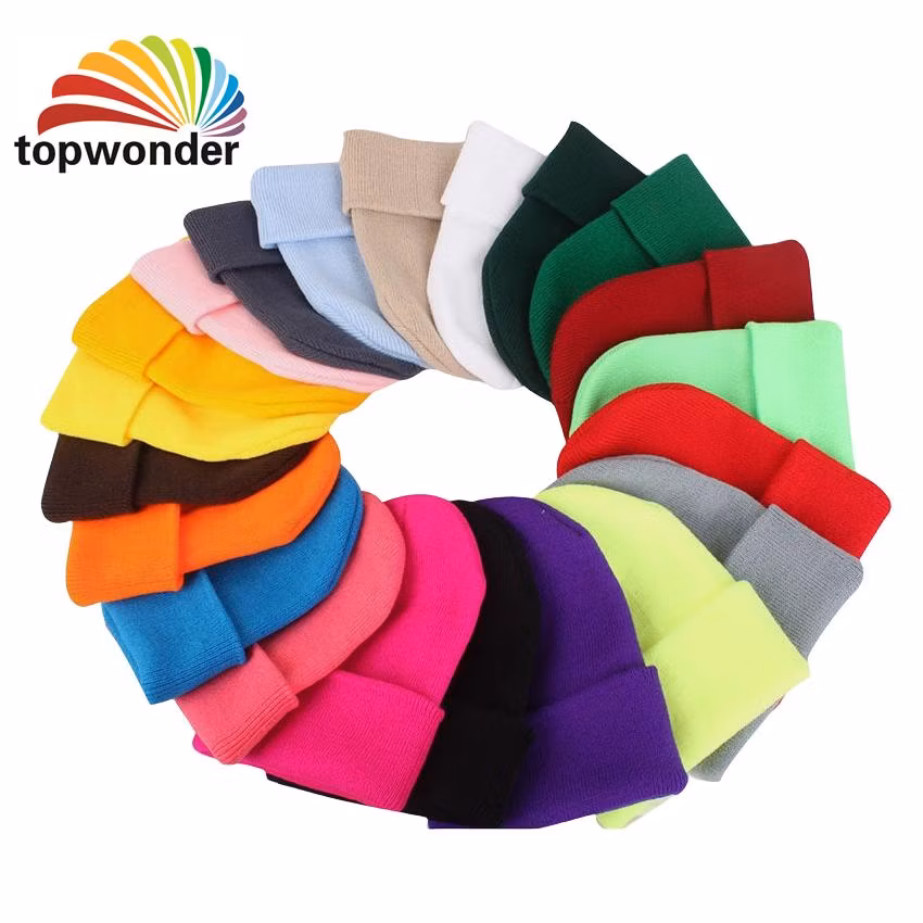 Customize and Wholesale All Sorts of Solid Color Beanie Hat Winter Hat Winter Cap Warm Cap Knitted Hat in Many Colors and Designs
