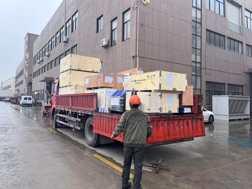 Big Capacity Energy Saving Economic Vvvf Control Traction Warehouse Car Auto Goods Freight Lift Cargo Elevator with Machine Room and Machine Roomless