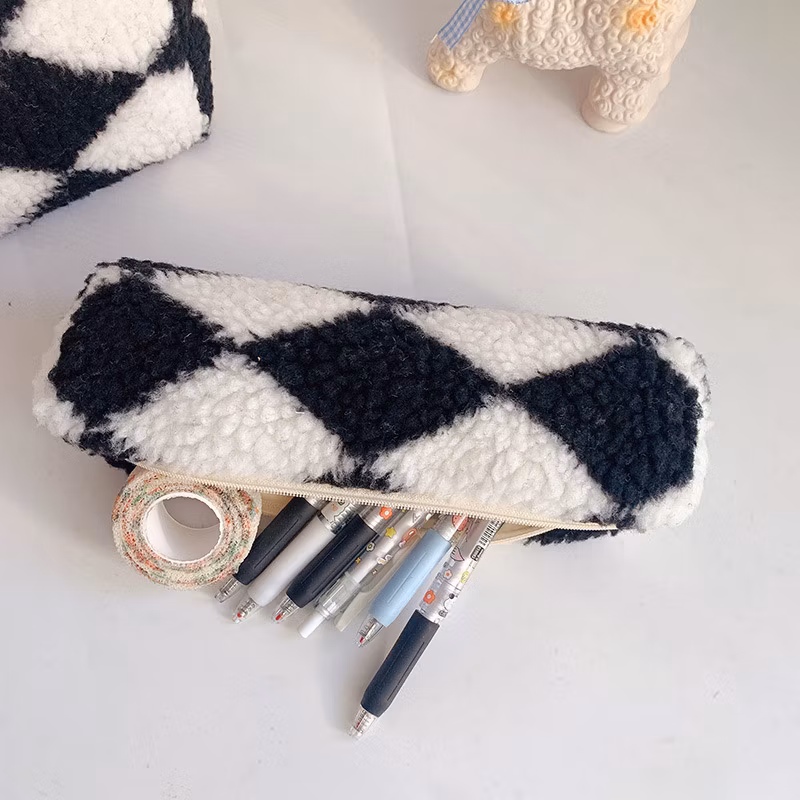 Promotional Flannel Zipper Originality Animal Pencil Bag Pencil Case for School & Office