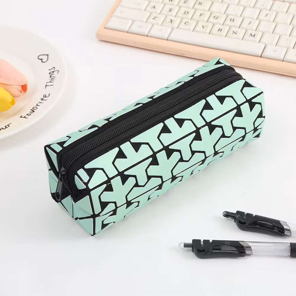 Wholesale New Creative Large Capacity Luminous Stationery Pen Bag Zipper Closure Pencil Case/Pouch for Students for Exams