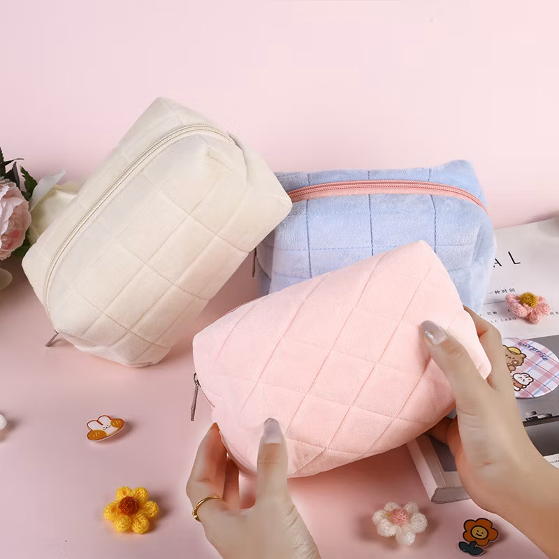 Wholesale PU Zipper European Style Animal Pencil Bag Pencil Case for Office
